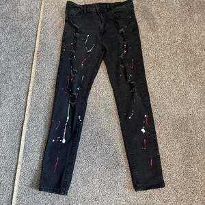 Unbranded Black Distressed Paint Splatter Skinny Jeans Size 32